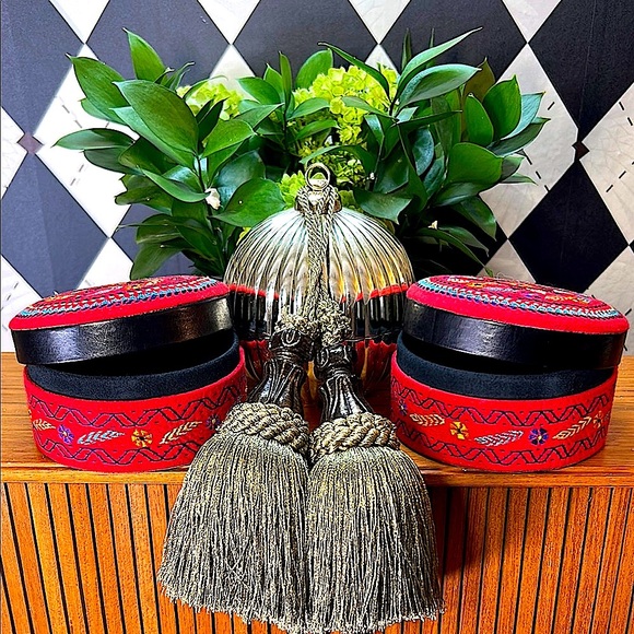 Pair of Vintage Embroidered Fabric Boxes | Hand-Stitched • Round • Red - Picture 4 of 9